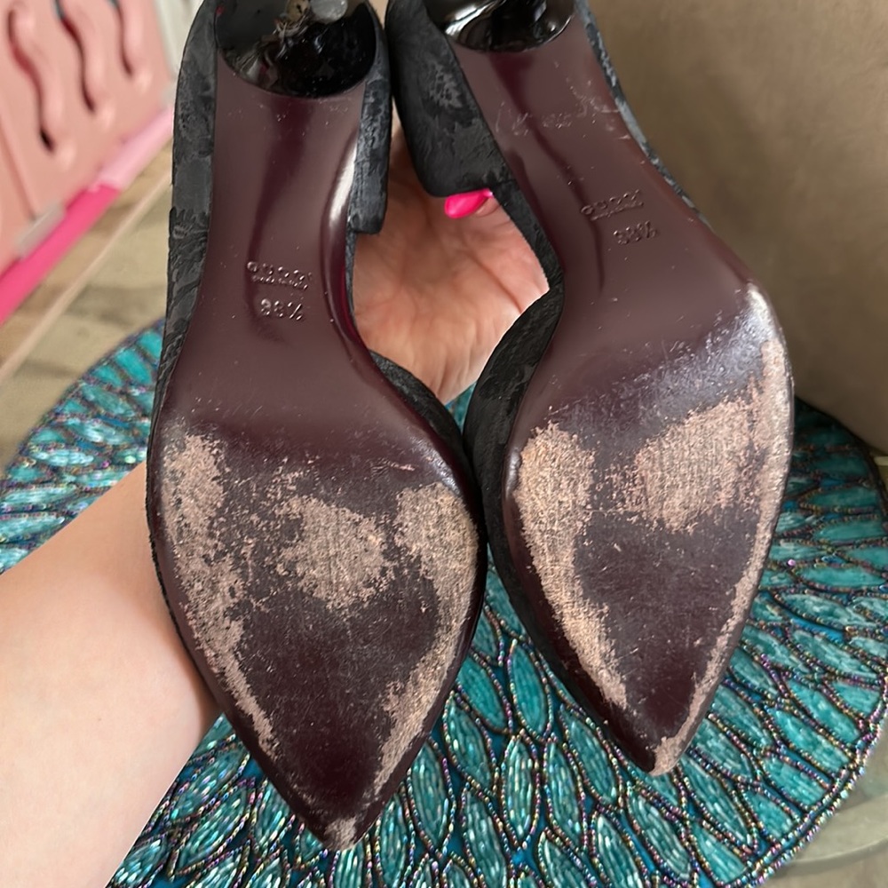 $895 Gucci black stiletto heels - Picture 5 of 11